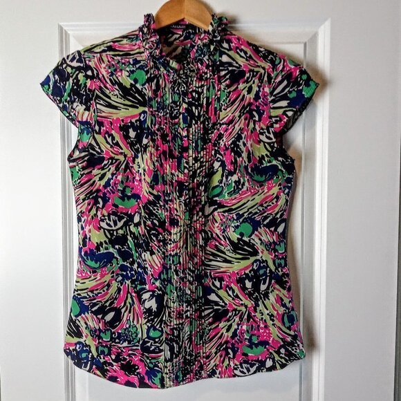 Tahari Silk Pleat Front Ruffled Collar Print Top - Picture 2 of 7